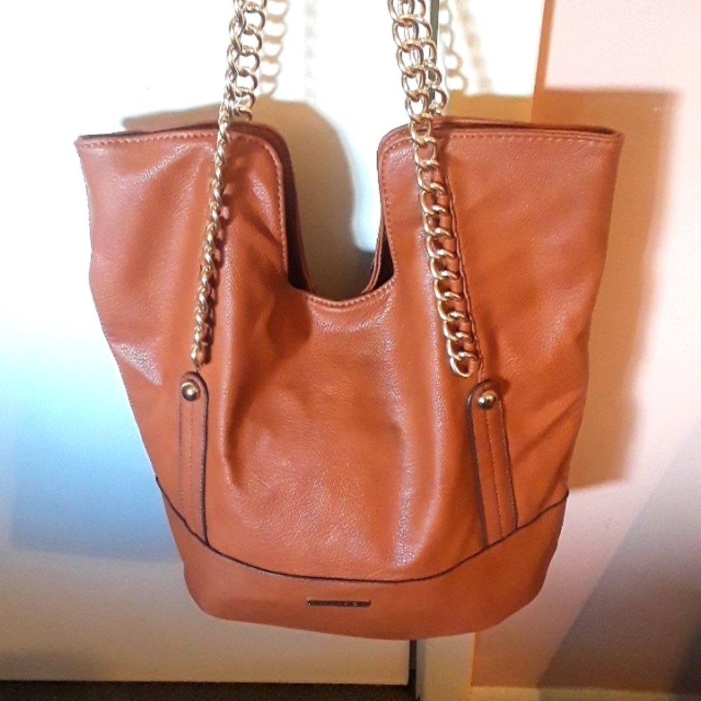 Womens Brand New Handbag